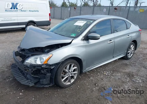 2014 Nissan Sentra Sr z USA, uszkodzony, nr VIN 3N1AB7AP4EY294120